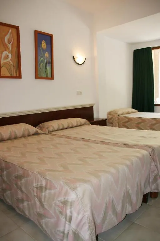 Hotel La Nina Cala Millor  3*, Cala Millor (Mallorca) Spain