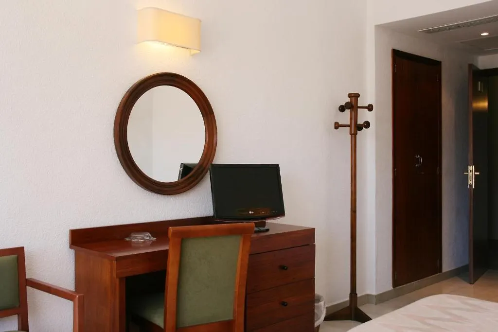 Hotel La Nina Cala Millor  3*, Cala Millor (Mallorca) Spain